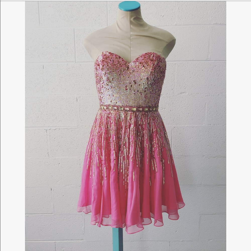 Sherri Hill Short Prom Sequined Dress Style #8413 sz: 6